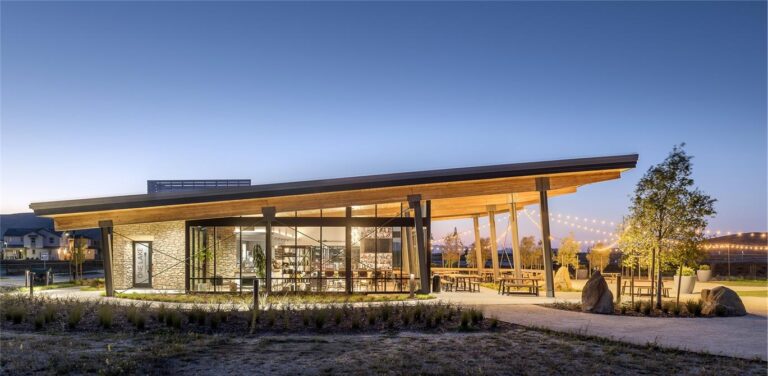 Side elevation of the Glass House at One Lake in Fairfield, CA